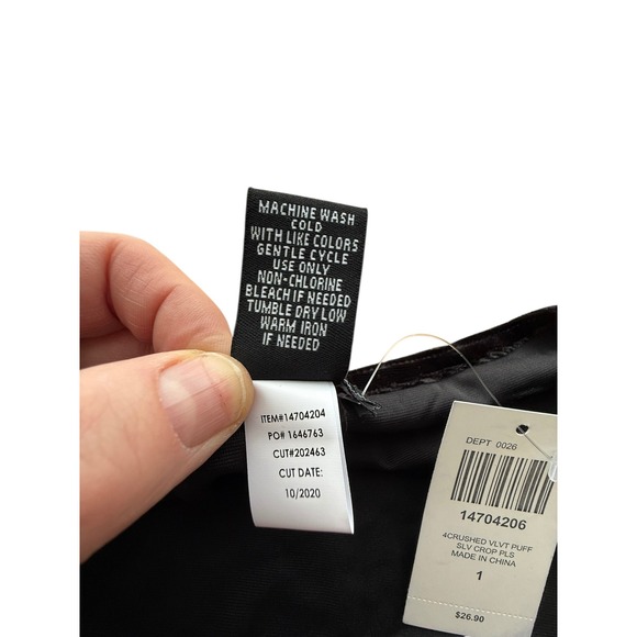 Hot Topic Crushed Velvet Puff Sleeve Top NWT Size 1 Ruched Bust - Picture 3 of 5